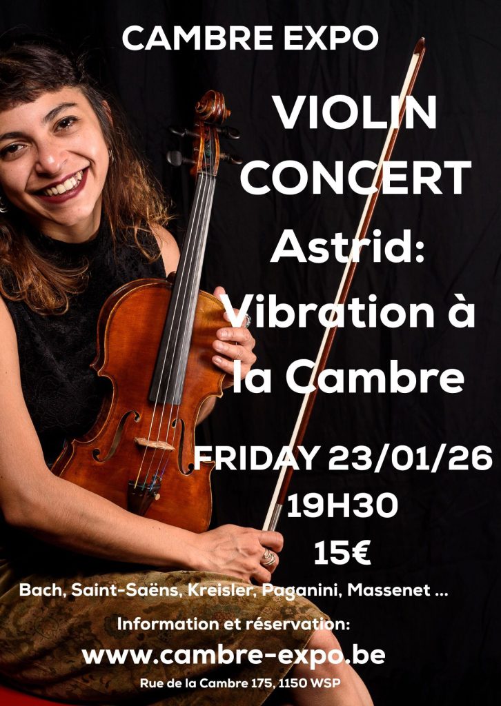 Affiche du concert de violon d'Astrid Rios intitulé "Vibration à la Cambre" à Bruxelles, présentant la musicienne souriante avec son violon et son archet sur fond noir.